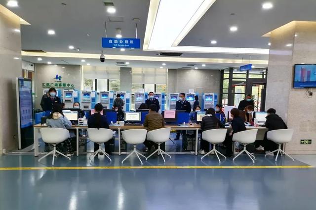 为进一步优化税收营商环境,提高纳税服务质效,西安航天基地坚持以维护